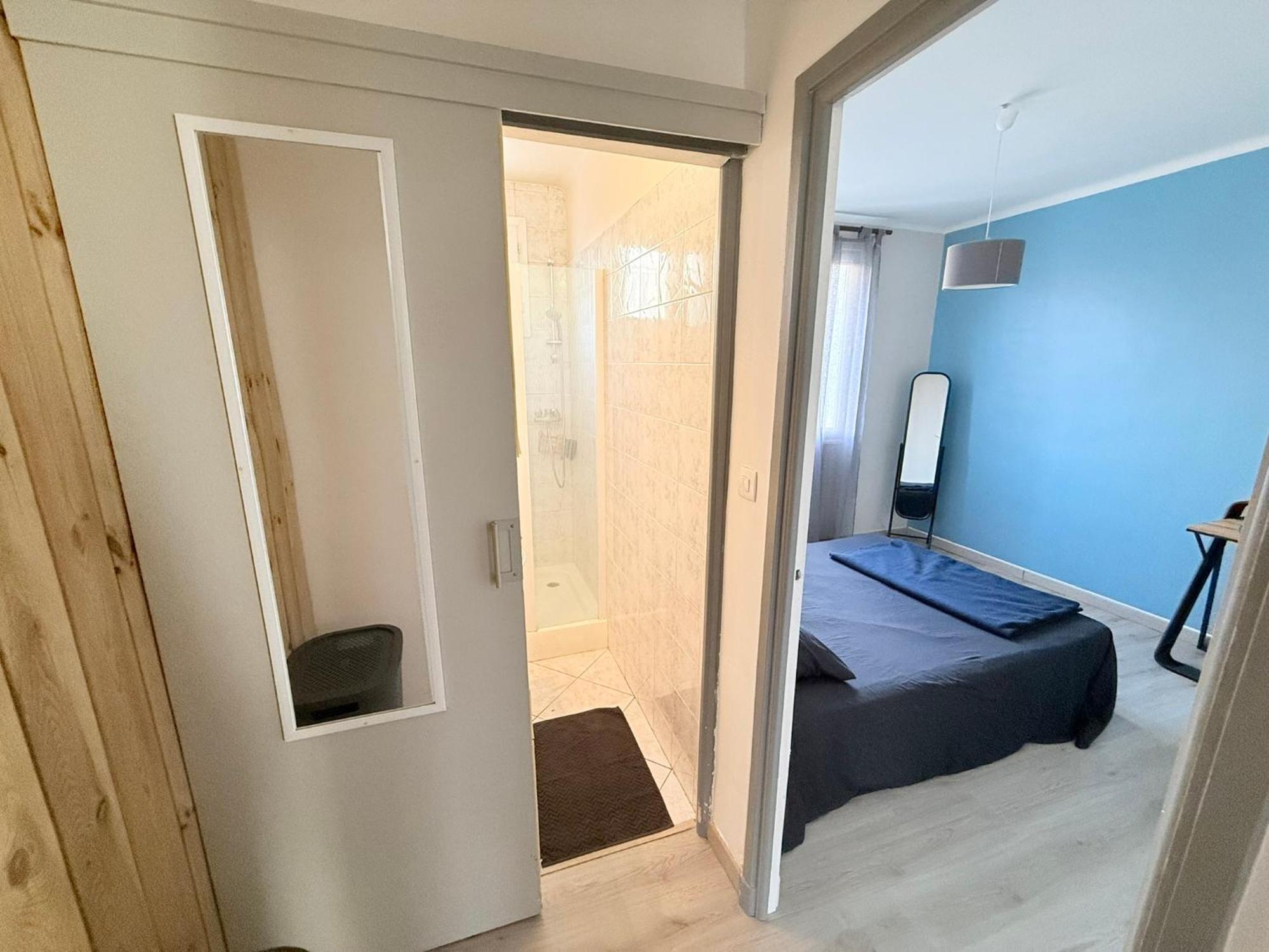 Les Arenes De Nimes - Centre Ville 10 Min Gare -Parking- 2 Chambres מראה חיצוני תמונה