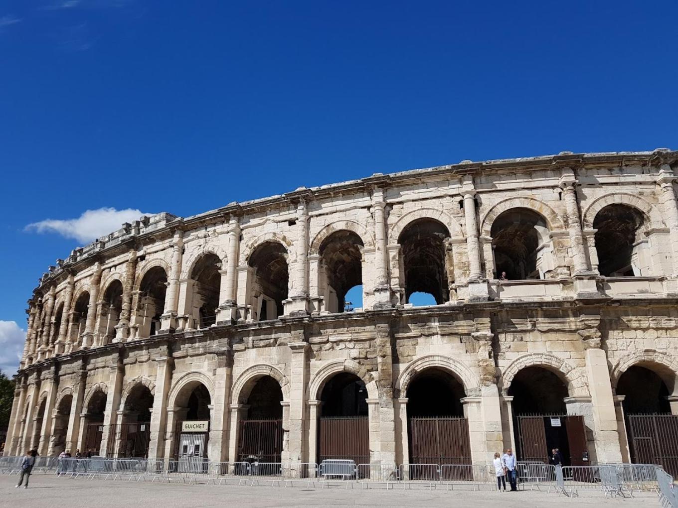 Les Arenes De Nimes - Centre Ville 10 Min Gare -Parking- 2 Chambres מראה חיצוני תמונה