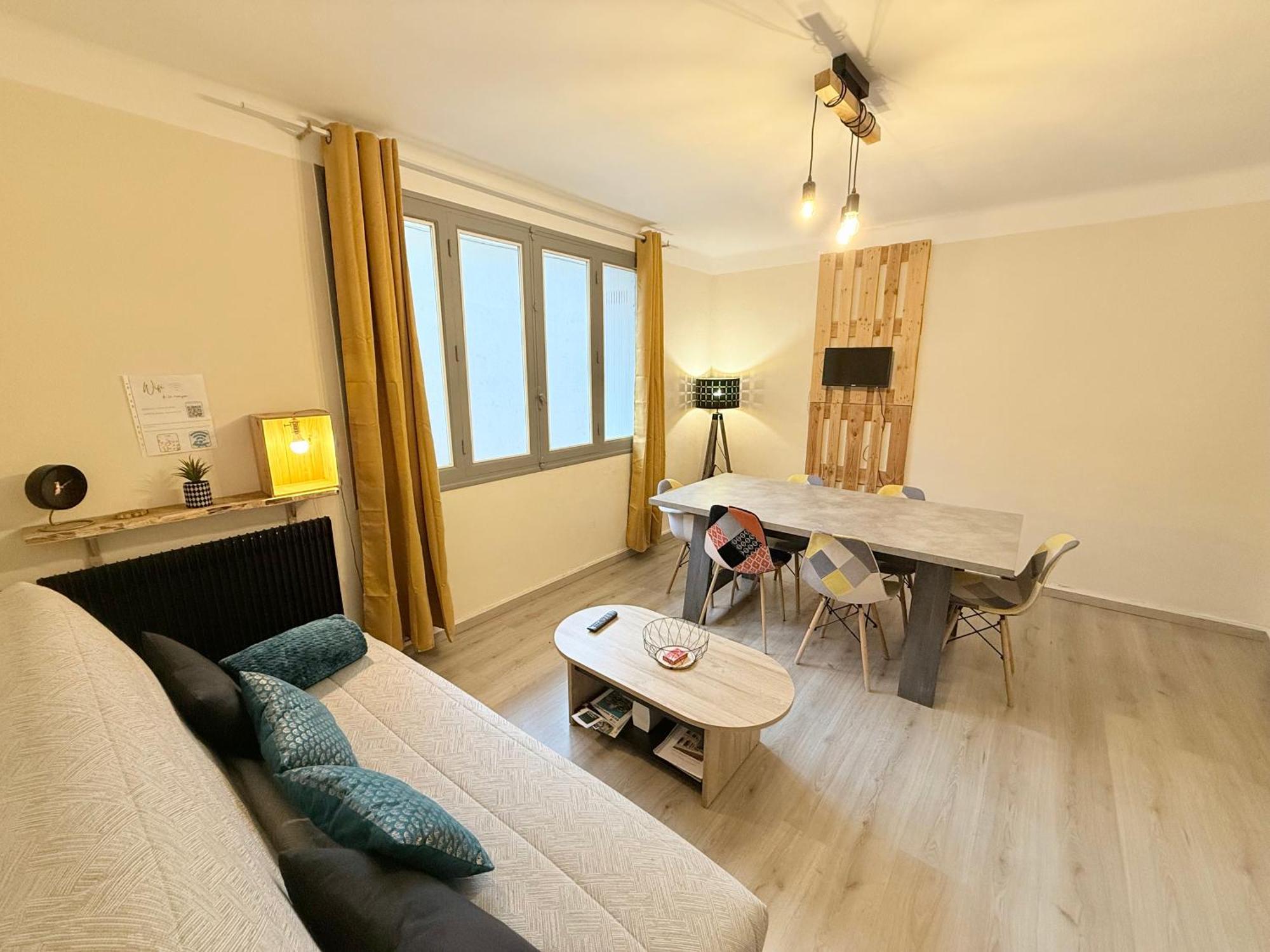 Les Arenes De Nimes - Centre Ville 10 Min Gare -Parking- 2 Chambres מראה חיצוני תמונה